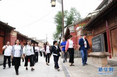 澳门葡京官网甘肃宕昌：哈达铺迎来红色旅游热